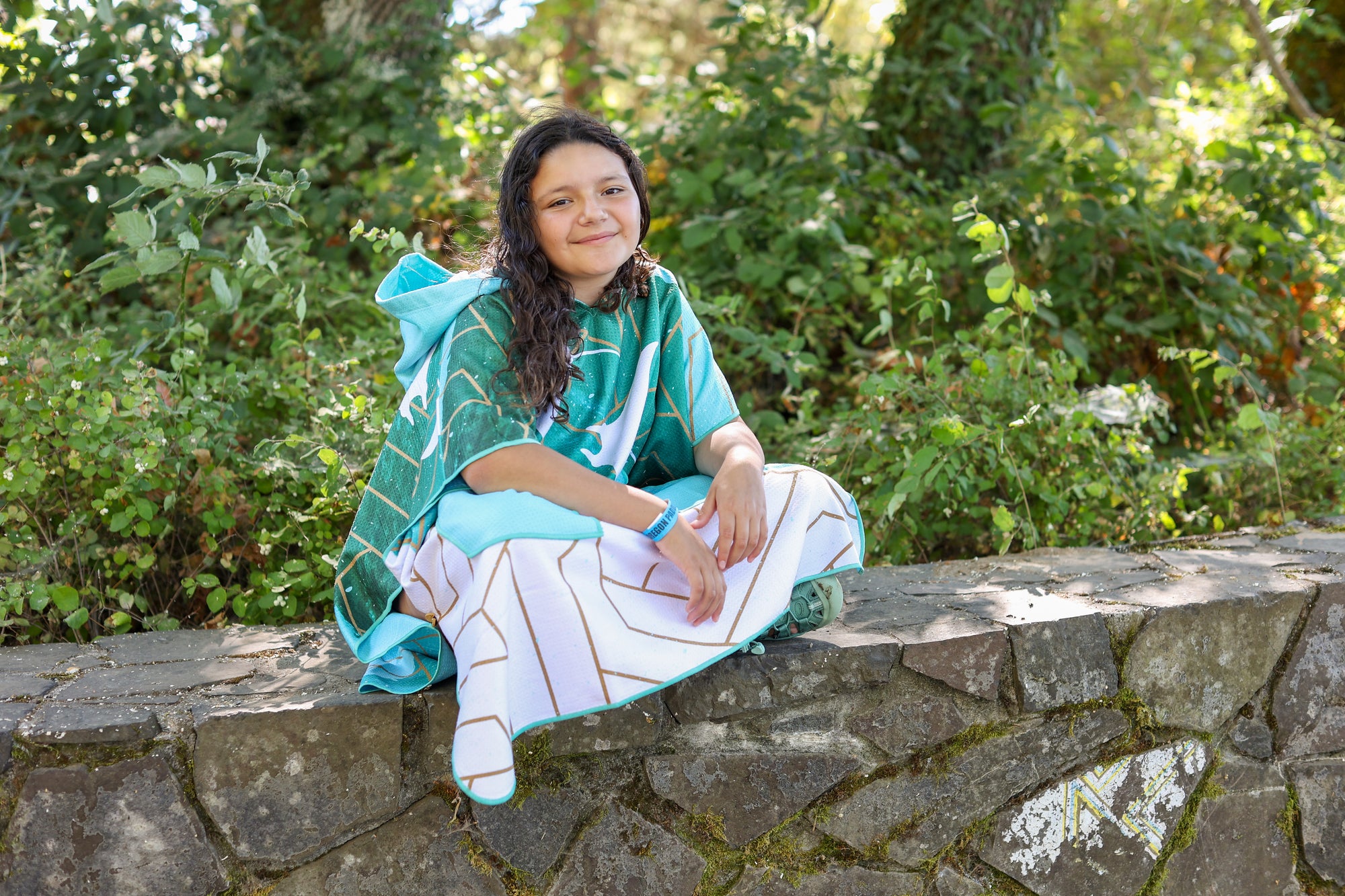 Manta Grove Poncho+ Towel